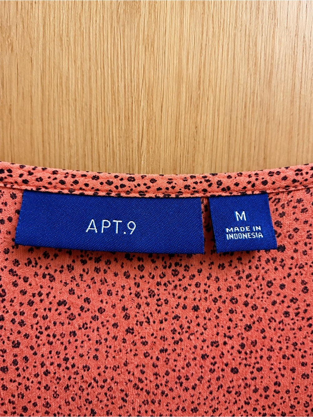 APT. 9 Coral Speckled Button Front Blouse Medium - Picture 3 of 3